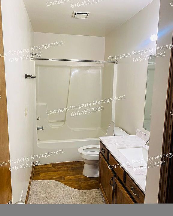 1st image of 4468 Applewood Dr SE