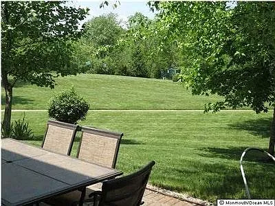 30 Picket Pl — Photo 4