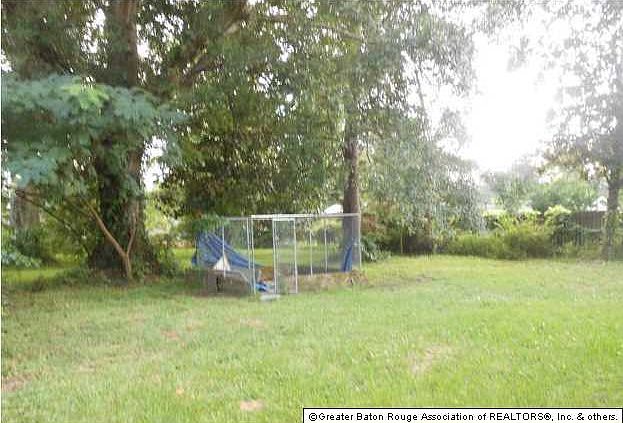 2nd image of 6046 Glen Oaks Dr