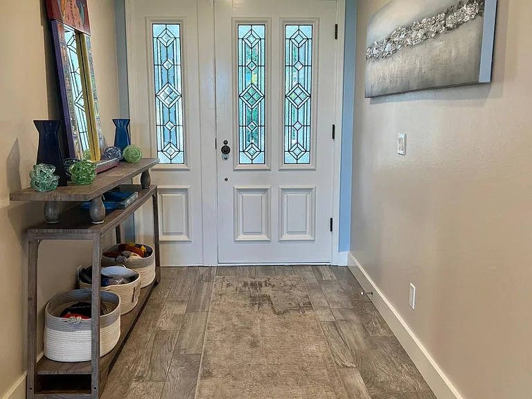 Front entry area