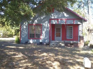 1402 W 11th St, Texarkana, TX 75501