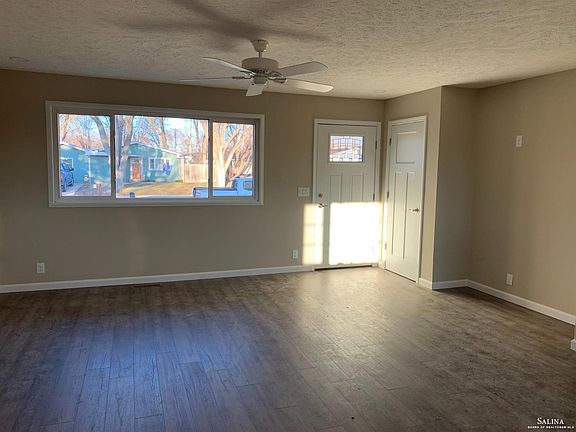 3rd image of 2052 Harold Ave