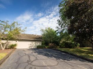 381-25 Knollwood Dr, Aurora, OH 44202