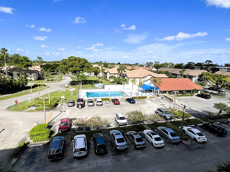 7770 Tahiti Ln #504 — Photo 4