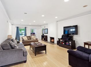 5117 Varna Ave, Sherman Oaks, CA 91423