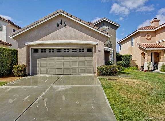 2nd image of 1267 Avenida Amistad