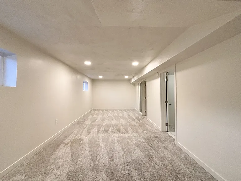 11299 S Woodhill Dr — Photo 23