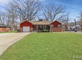 205 Shady Knolls Dr, East Peoria, IL
