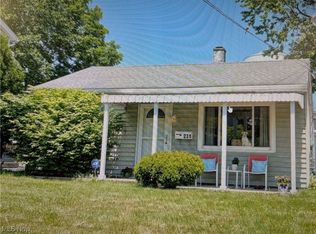 231 Bachtel St SW, North Canton, OH 44720