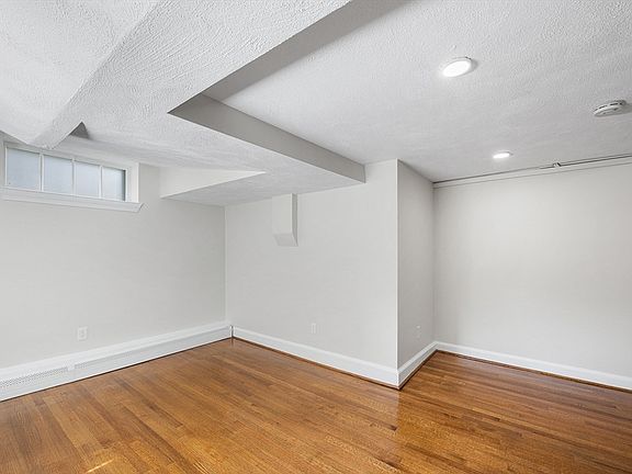 5th image of 82 Jersey St APT B-1