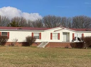36 Richards Ln, Estill Springs, TN 37330
