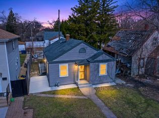 107 E 149th St, Harvey, IL 60426