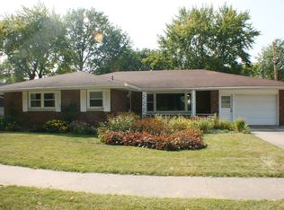 415 11th Ave, De Witt, IA 52742