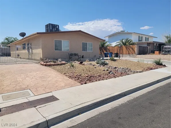 6909 Rocky Point Dr, Las Vegas, NV 89145