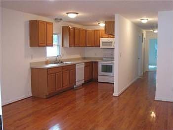 4th image of 2513 Courtland St