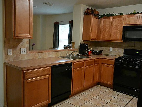 5th image of 18303 Austin Oak Ln