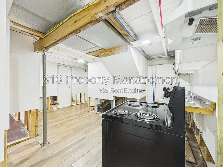 810 S Woodland Ave — Photo 17
