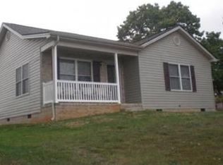 608 Stuart Ave, Elkton, VA 22827