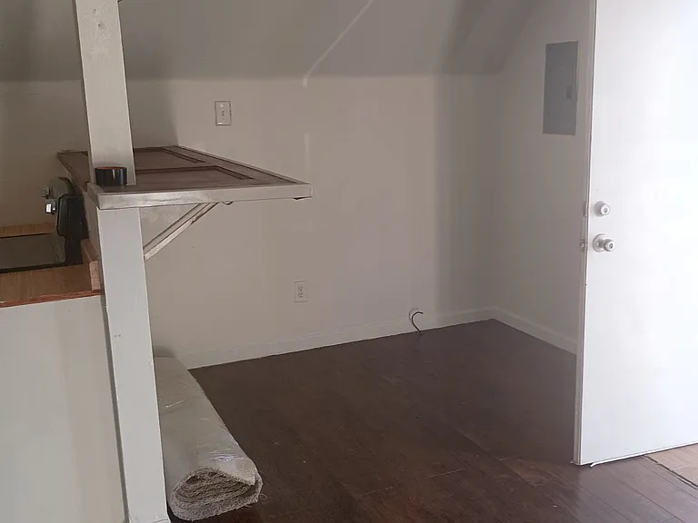 340 Willett Ln #C — Photo 6