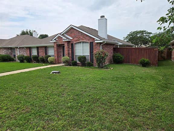 3rd image of 3309 Welch Ln