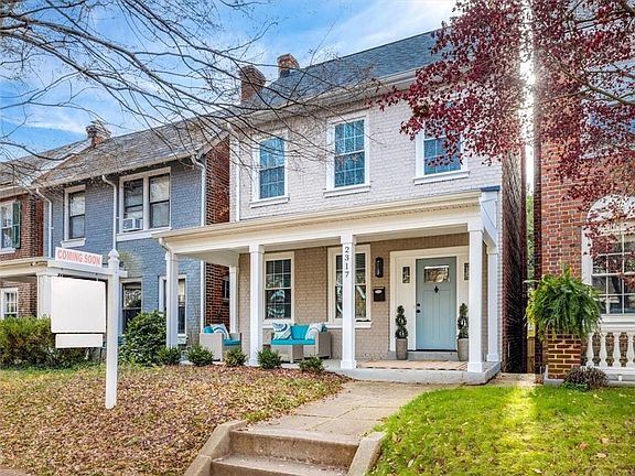 2nd image of 2317 Rosewood Ave