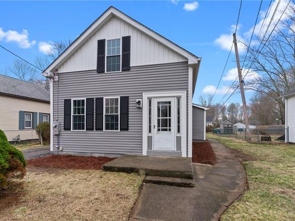 5 Cottage St, Westerly, RI 02891
