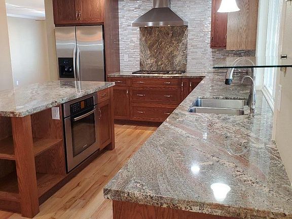 4th image of 275 Burnett Ave Spc 170