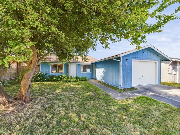 1476 Horrell Ave, McKinleyville, CA 95519