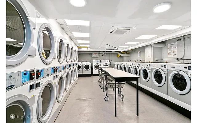 Sold by Douglas Elliman | media 21