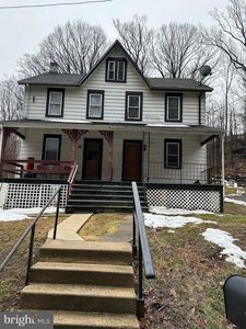 25 Woodland Ave, Coatesville, PA, 19320