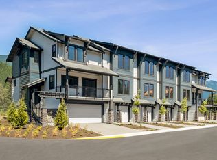 2010 SE 12th St, North Bend, WA 98045