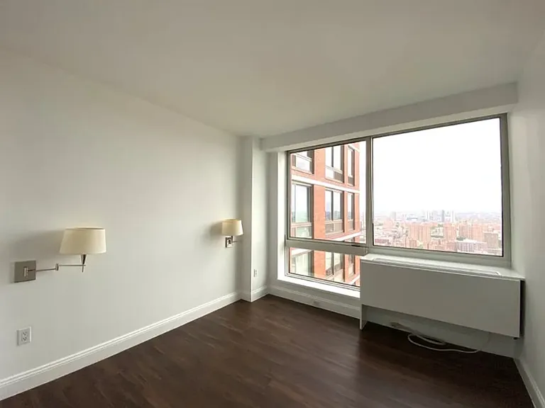 215 E 96th St #33A — Photo 14
