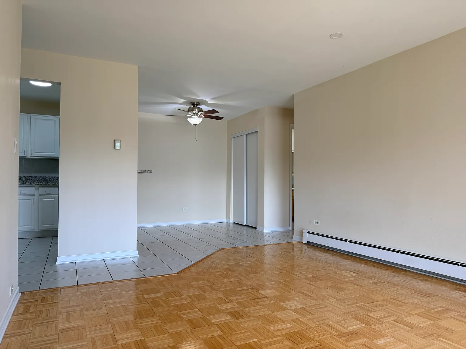 9S220 S Frontage Rd — Photo 3