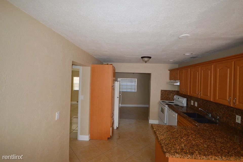 40110175_1671-ne-28th-court_pompano-beach_fl_2016_2
