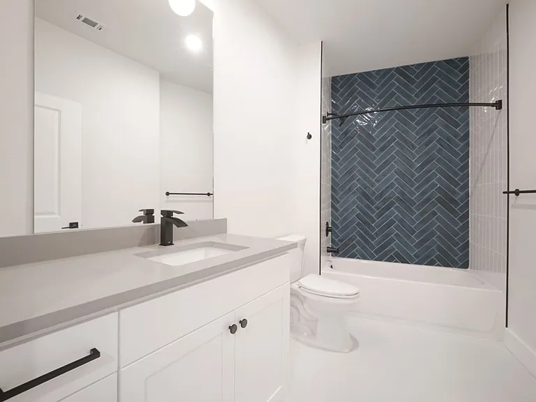 3000 Duval St #201 — Photo 17