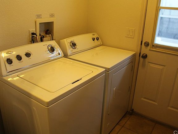 5th image of 15717 Woodruff Ave Spc 27