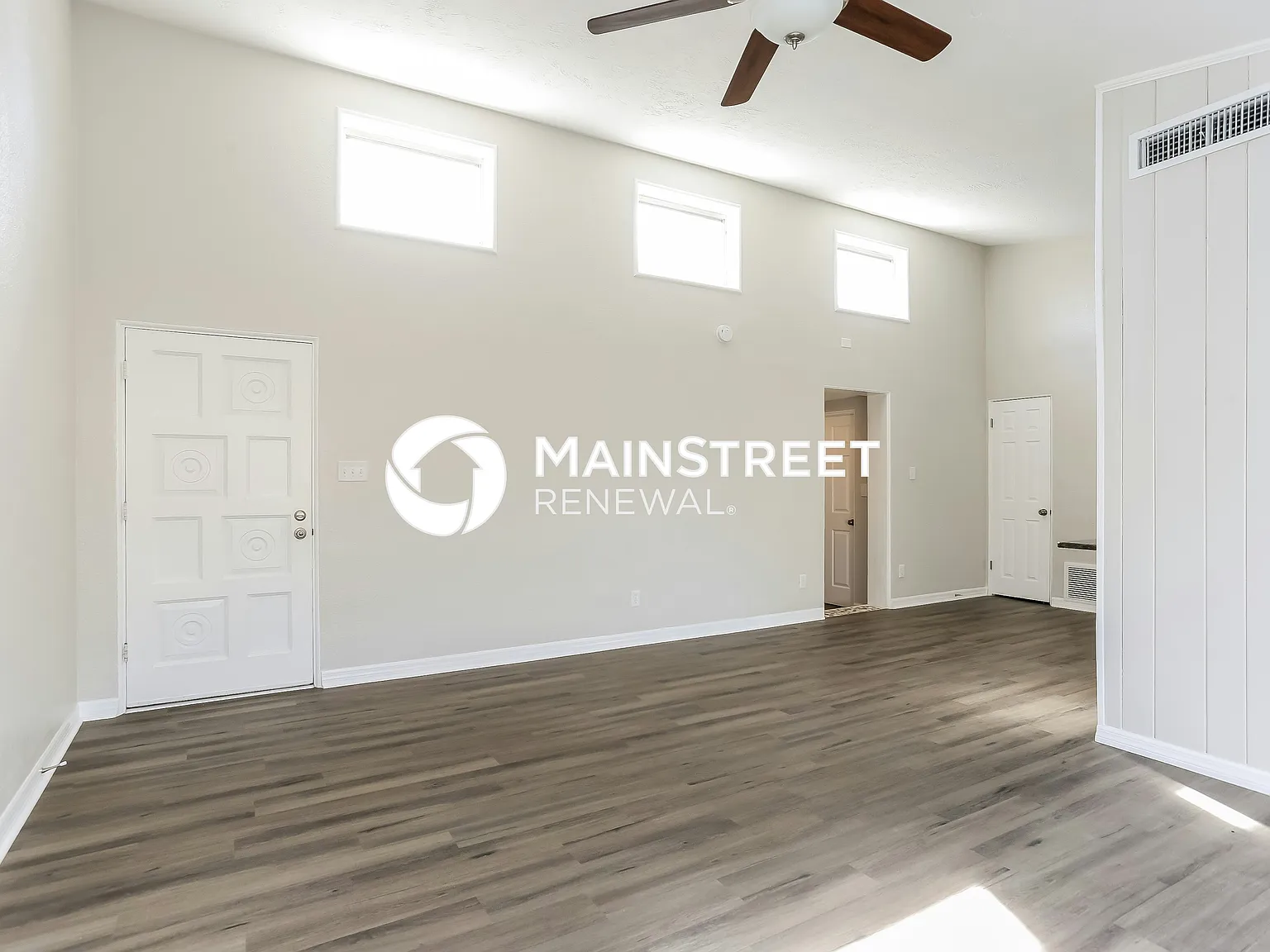 420 Flamingo Dr — Photo 3