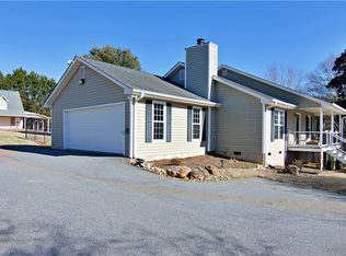 332 Bowlan Rd, Belton, SC 29627