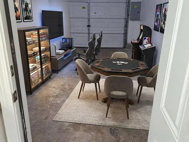 3701 Biscay St NW #B — Photo 33