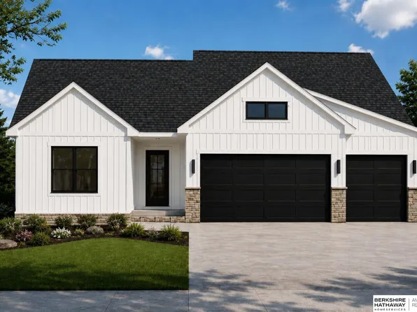 2040 Rose Lane Cir, Bellevue, NE 68147