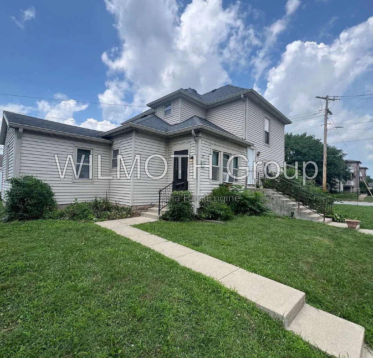 1 bed, 1.0 bath, 500 sqft, $745 — Photo 1