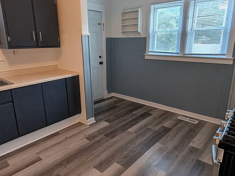 327 S Magnolia Ave — Photo 10