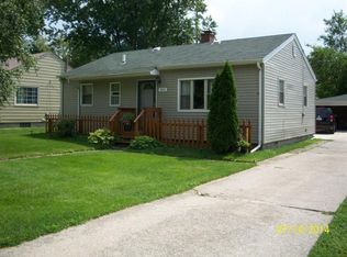 303 Maple St, Crown Point, IN 46307