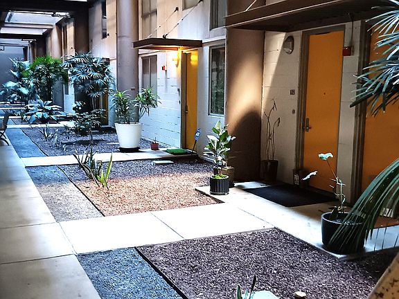 2nd image of 1130 S Flower St APT 118
