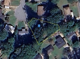 12 Highland Park Ct, Newnan, GA 30263