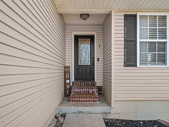 4th image of 7 Bradwell Ln