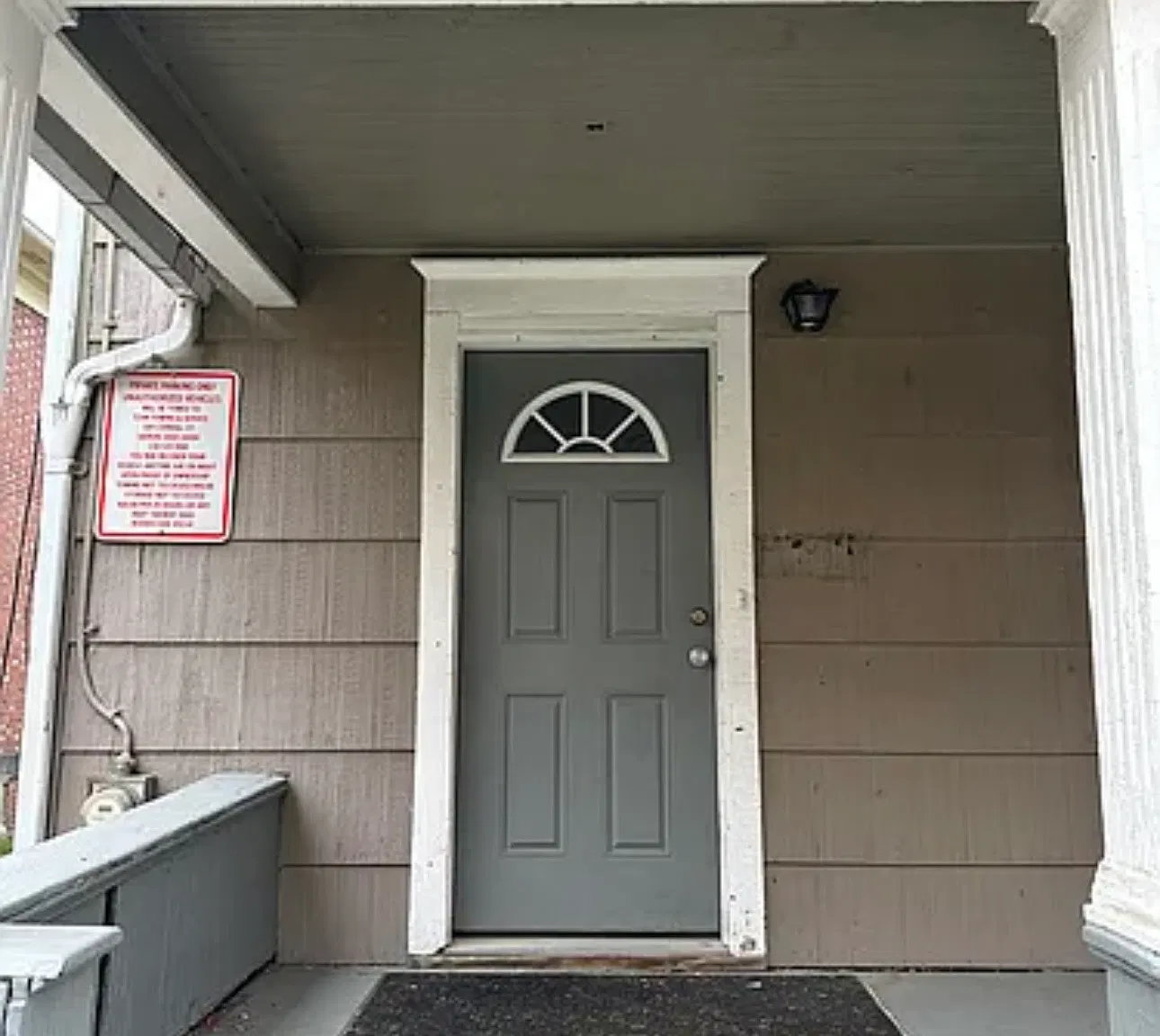6 bed, 2000 sqft, $2,400 — Photo 2