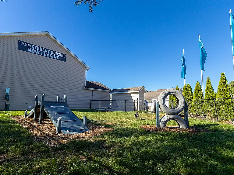 5149 Commercial Dr — Photo 22