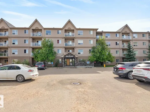 5005 165th Ave NW #320, Edmonton, AB T5Y 0L8