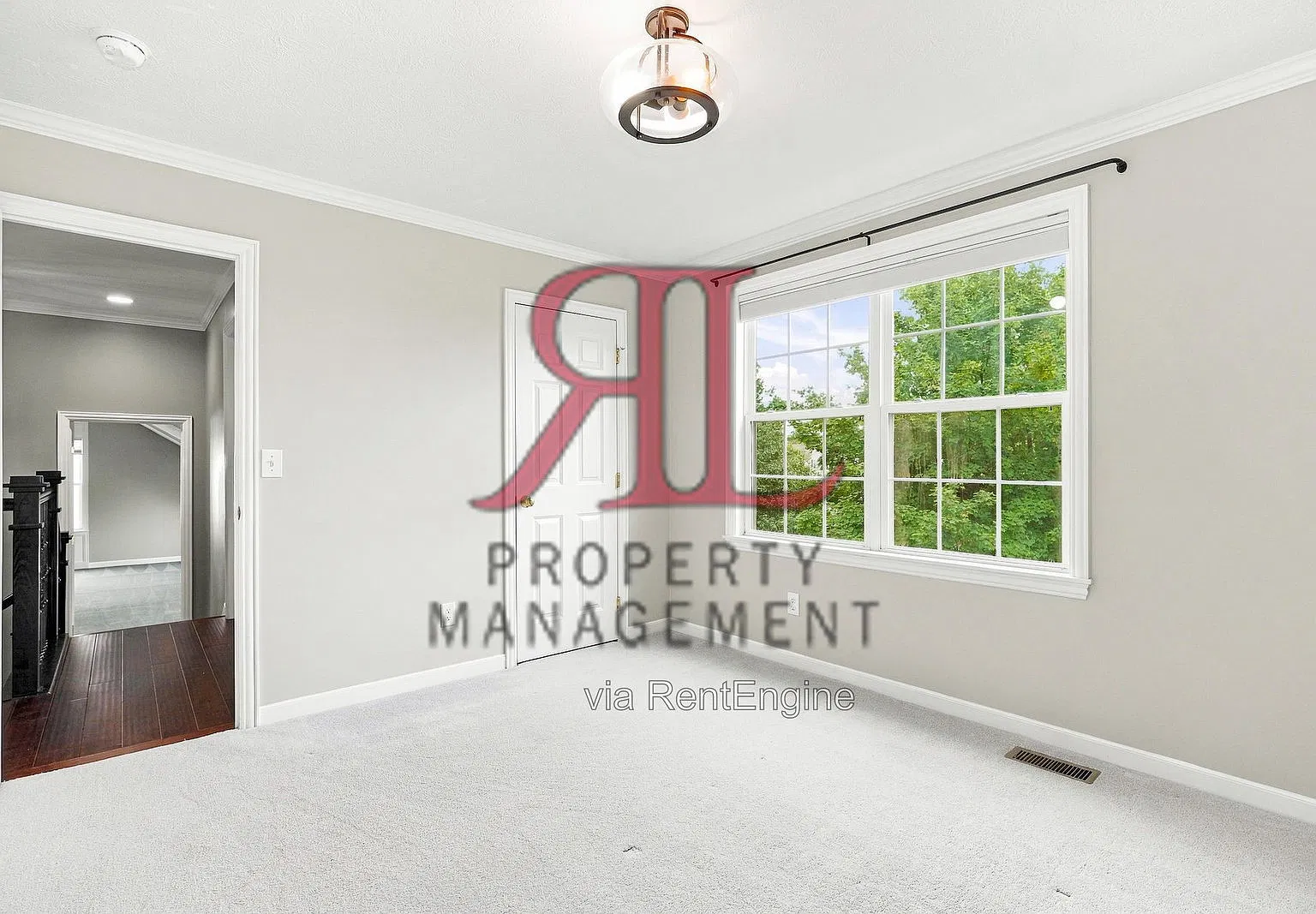 4 bed, 2.5 bath, 2739 sqft, $3,800 — Photo 4